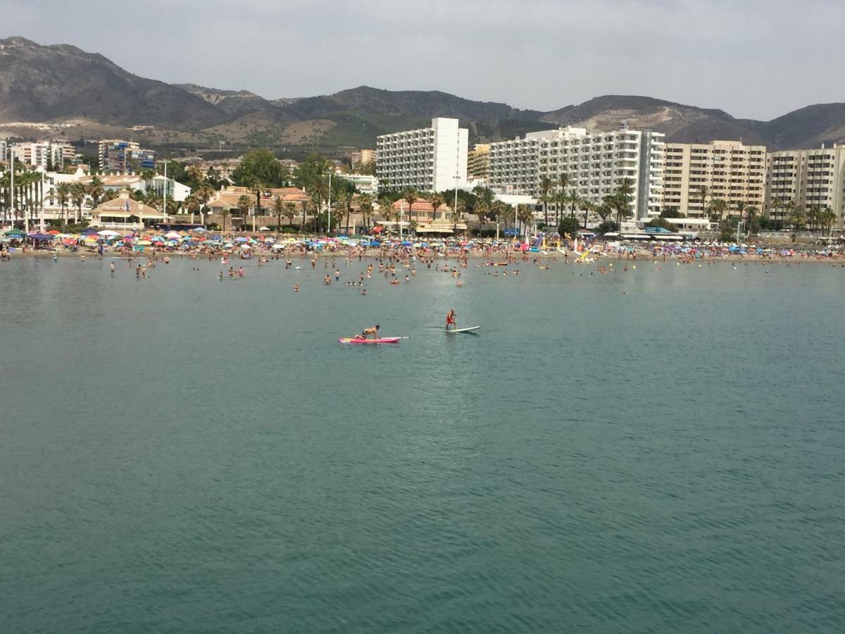 Carihuela Palace Beach Apartment Torremolinos Luaran gambar